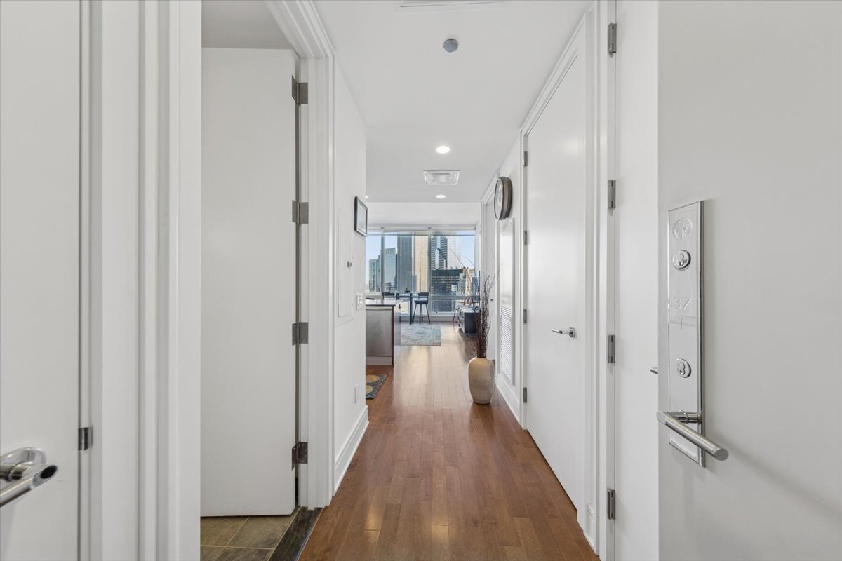 401 N Wabash Avenue 37I