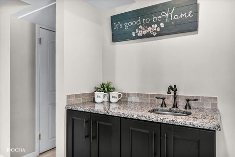 Tiny photo for 425 W Gartner Road, Naperville, IL 60540 (MLS # 12482159)