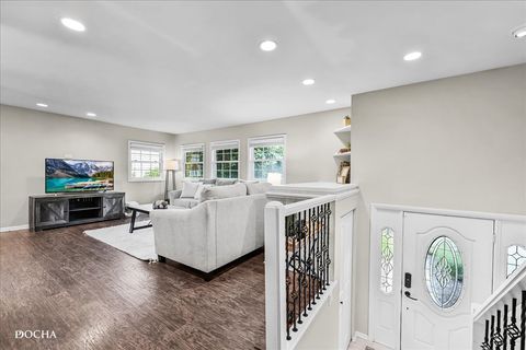 Tiny photo for 425 W Gartner Road, Naperville, IL 60540 (MLS # 12482159)