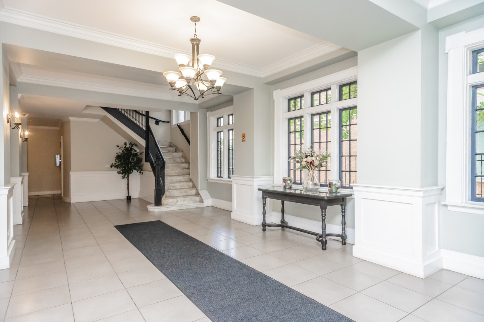 4144 N Sheridan Road 409