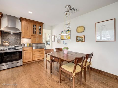 Tiny photo for 727 S Spring Avenue, La Grange, IL 60525 (MLS # 12628834)