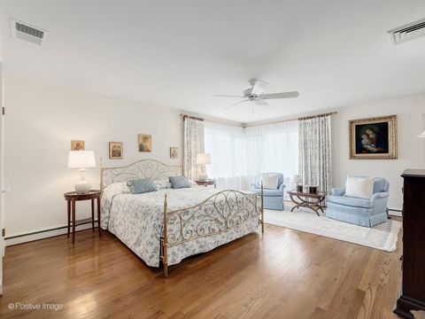 Tiny photo for 727 S Spring Avenue, La Grange, IL 60525 (MLS # 12628834)