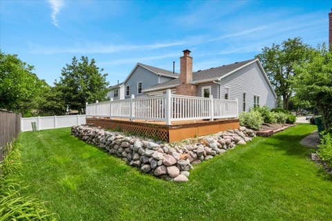 Tiny photo for 154 Newtown Drive, Buffalo Grove, IL 60089 (MLS # 12721452)