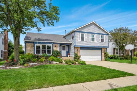 Photo of 154 Newtown Drive, Buffalo Grove, IL 60089 (MLS # 12721452)