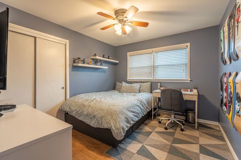 Tiny photo for 4820 W 106th Street, Oak Lawn, IL 60453 (MLS # 12524676)