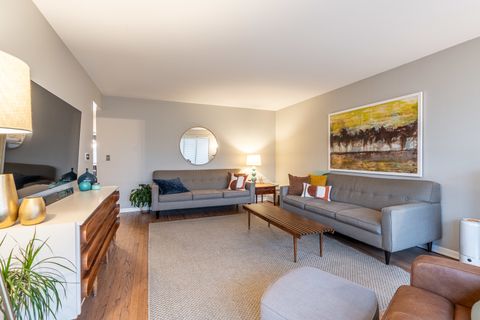 Tiny photo for 4820 W 106th Street, Oak Lawn, IL 60453 (MLS # 12524676)