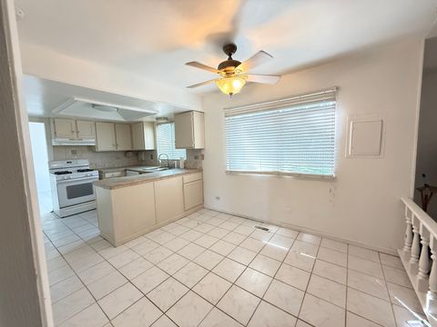 Tiny photo for 375 Longford Drive, Elgin, IL 60120 (MLS # 12628155)