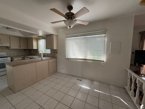 Tiny photo for 375 Longford Drive, Elgin, IL 60120 (MLS # 12628155)
