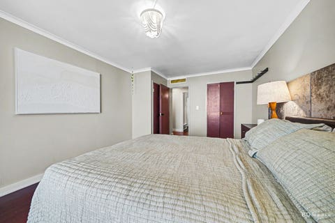 Tiny photo for 6033 N SHERIDAN Road #31M, Chicago, IL 60660 (MLS # 12720349)