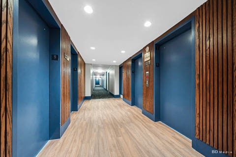 Tiny photo for 6033 N SHERIDAN Road #31M, Chicago, IL 60660 (MLS # 12720349)