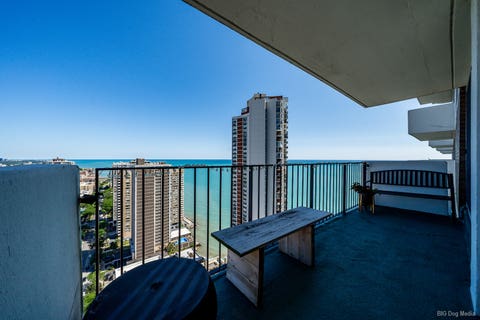 Tiny photo for 6033 N SHERIDAN Road #31M, Chicago, IL 60660 (MLS # 12720349)