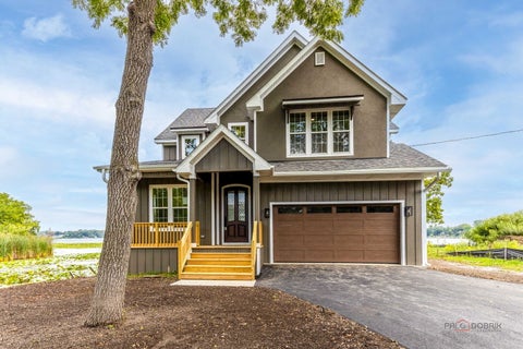 Tiny photo for 807 Lakeview Drive, Round Lake, IL 60073 (MLS # 12748116)