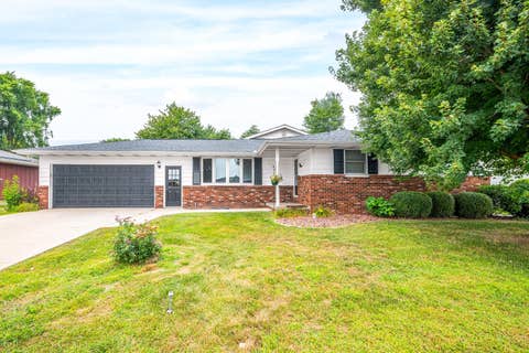 Photo of 725 Taylor Street, Morton, IL 61550 (MLS # 12718205)