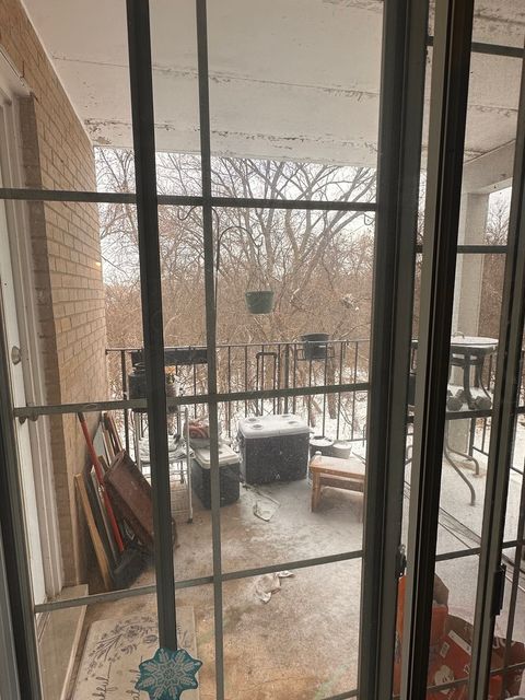 Tiny photo for 464 S President Street #204, Carol Stream, IL 60188 (MLS # 12536224)