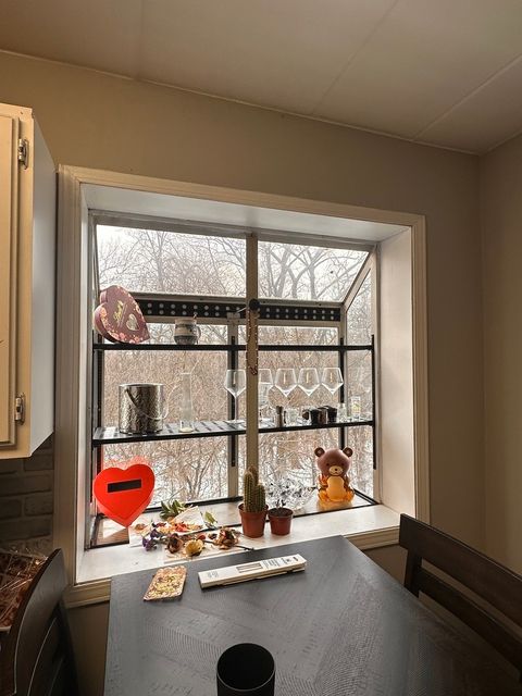 Tiny photo for 464 S President Street #204, Carol Stream, IL 60188 (MLS # 12536224)