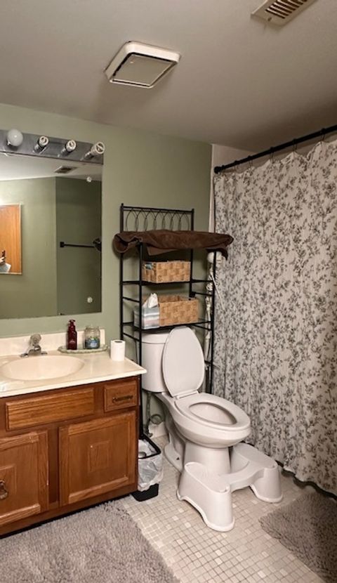 Tiny photo for 464 S President Street #204, Carol Stream, IL 60188 (MLS # 12536224)
