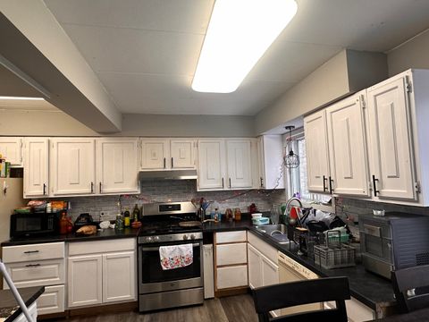 Tiny photo for 464 S President Street #204, Carol Stream, IL 60188 (MLS # 12536224)