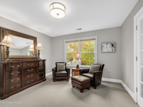 Tiny photo for 639 S Thurlow Street, Hinsdale, IL 60521 (MLS # 12525813)