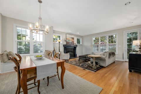 Tiny photo for 639 S Thurlow Street, Hinsdale, IL 60521 (MLS # 12525813)