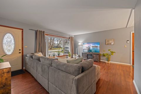 Tiny photo for 3S481 Osage Drive, Glen Ellyn, IL 60137 (MLS # 12547041)