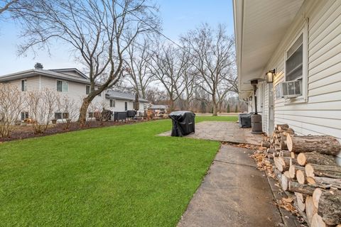 Tiny photo for 3S481 Osage Drive, Glen Ellyn, IL 60137 (MLS # 12547041)