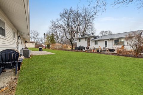 Tiny photo for 3S481 Osage Drive, Glen Ellyn, IL 60137 (MLS # 12547041)