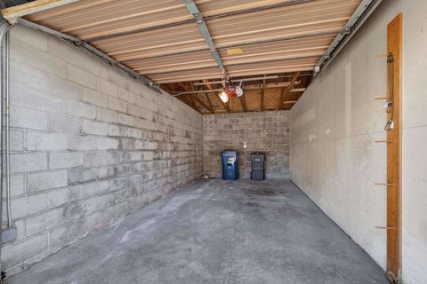 Tiny photo for 4195 Fairview Drive #4, Bettendorf, IA 52722 (MLS # 100000600)