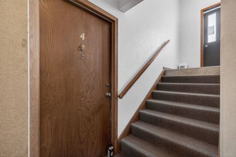 Tiny photo for 4195 Fairview Drive #4, Bettendorf, IA 52722 (MLS # 100000600)