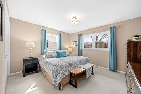 Tiny photo for 908 40th Street, Downers Grove, IL 60515 (MLS # 12636391)