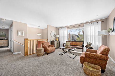 Tiny photo for 908 40th Street, Downers Grove, IL 60515 (MLS # 12636391)