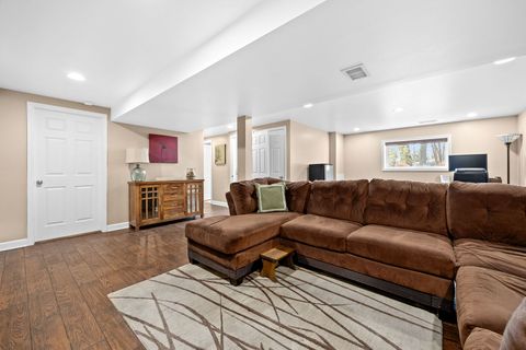 Tiny photo for 908 40th Street, Downers Grove, IL 60515 (MLS # 12636391)