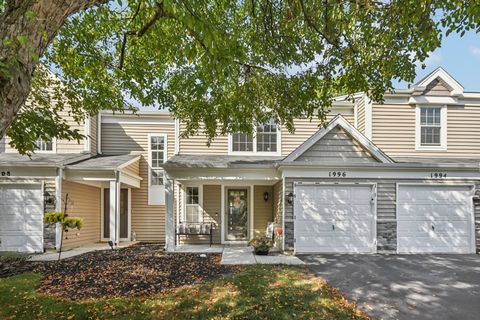 Tiny photo for 1996 College Green Drive, Elgin, IL 60123 (MLS # 12473270)