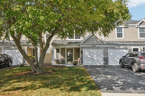 Tiny photo for 1996 College Green Drive, Elgin, IL 60123 (MLS # 12473270)