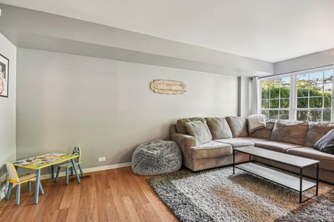 Tiny photo for 1996 College Green Drive, Elgin, IL 60123 (MLS # 12473270)