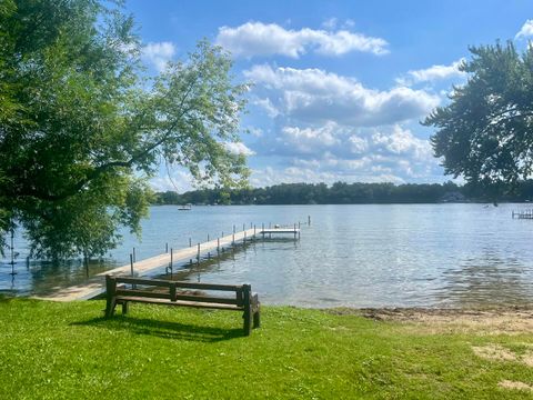 Tiny photo for 33762 N Oak Street, Grayslake, IL 60030 (MLS # 12410018)