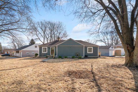 Tiny photo for 338 Lakelawn Boulevard, Aurora, IL 60506 (MLS # 12602257)