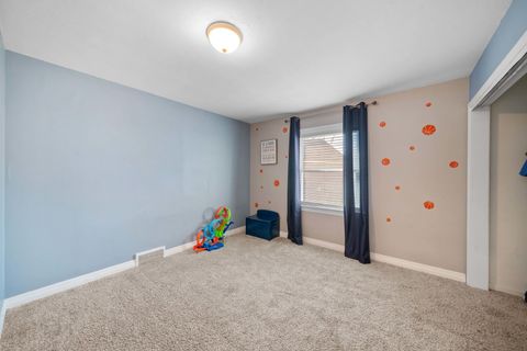 Tiny photo for 338 Lakelawn Boulevard, Aurora, IL 60506 (MLS # 12602257)