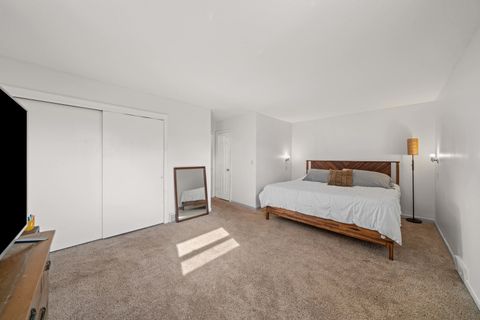 Tiny photo for 338 Lakelawn Boulevard, Aurora, IL 60506 (MLS # 12602257)