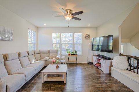 Tiny photo for 299 Bennett Drive, Carol Stream, IL 60188 (MLS # 12519154)