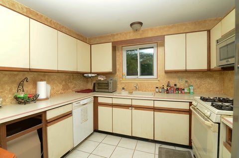 Tiny photo for 1810 Howe Lane, Hanover Park, IL 60133 (MLS # 12685662)