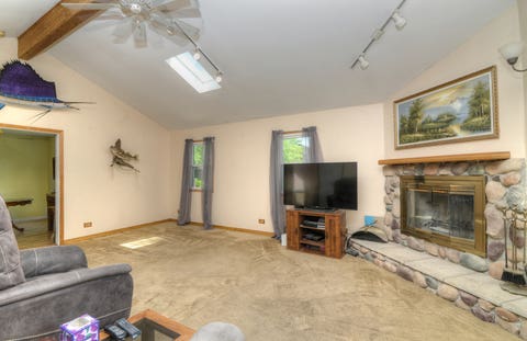 Tiny photo for 1810 Howe Lane, Hanover Park, IL 60133 (MLS # 12685662)