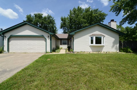 Photo of 1810 Howe Lane, Hanover Park, IL 60133 (MLS # 12685662)
