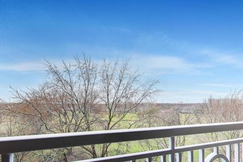 Tiny photo for 9350 Skokie Boulevard #510, Skokie, IL 60077 (MLS # 12590569)