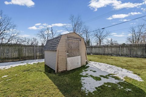 Tiny photo for 325 N Market Street, Hoopeston, IL 60942 (MLS # 12566298)