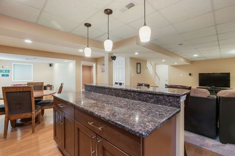 Tiny photo for 570 Patriot Court, Gurnee, IL 60031 (MLS # 12465068)