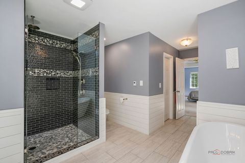 Tiny photo for 570 Patriot Court, Gurnee, IL 60031 (MLS # 12465068)