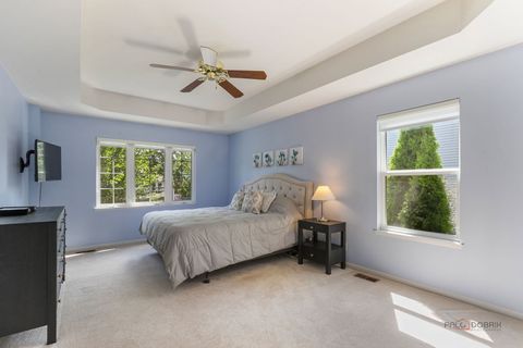 Tiny photo for 570 Patriot Court, Gurnee, IL 60031 (MLS # 12465068)