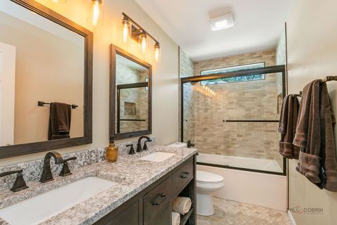 Tiny photo for 570 Patriot Court, Gurnee, IL 60031 (MLS # 12465068)