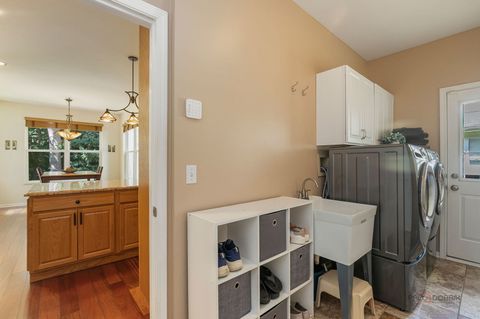Tiny photo for 570 Patriot Court, Gurnee, IL 60031 (MLS # 12465068)