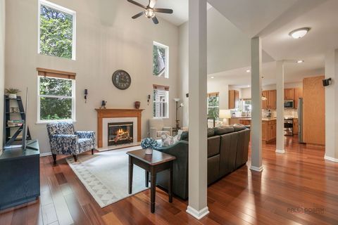 Tiny photo for 570 Patriot Court, Gurnee, IL 60031 (MLS # 12465068)
